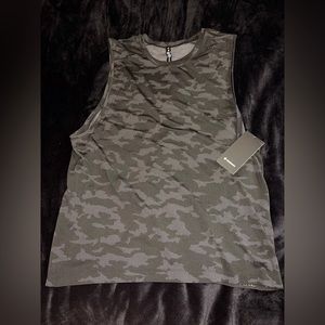 Lululemon Metal Vent Tech Sleeveless 2.0 Dark Camo Size XXL